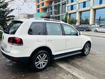 Volkswagen Touareg-2