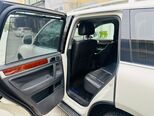 Volkswagen Touareg-9