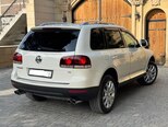 Volkswagen Touareg-3