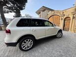 Volkswagen Touareg-13
