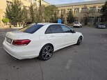 Mercedes E 220-4