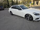 Mercedes E 220-2