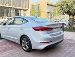Hyundai Elantra-2