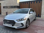 Hyundai Elantra-6