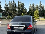 Nissan Tiida-6