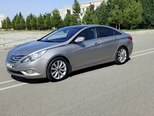 Hyundai Sonata-5