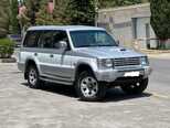 Mitsubishi Pajero-4