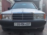 Mercedes 190-1