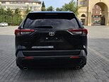 Toyota RAV4-8