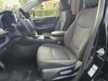 Toyota RAV4-12