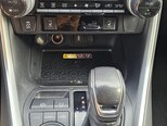 Toyota RAV4-11