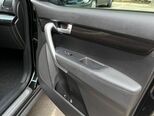 Kia Sorento-19