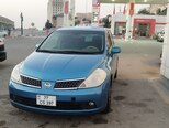 Nissan Tiida-1