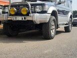 Mitsubishi Pajero-2