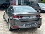 Mazda 3-8
