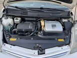 Toyota Prius-13