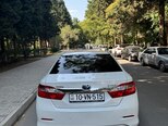 Toyota Camry-6