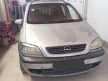 Opel Zafira-1