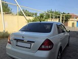Nissan Tiida-8