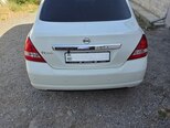 Nissan Tiida-9