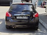 Nissan Tiida-4