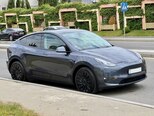 Tesla Model Y-7