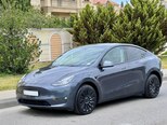 Tesla Model Y-4