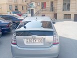 Toyota Prius-5
