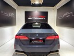 BMW i5-9