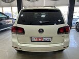 Volkswagen Touareg-4