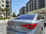 Hyundai Sonata-17