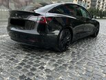 Tesla Model 3-2