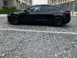 Tesla Model 3-6