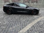 Tesla Model 3-4