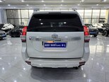 Toyota Land Cruiser Prado-7
