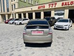 Toyota Prius-7