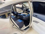 Toyota Prius-11