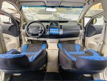 Toyota Prius-12