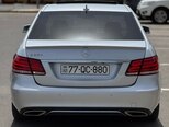 Mercedes E 220 d-4