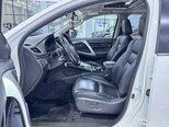 Mitsubishi Pajero Sport-11