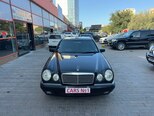 Mercedes E 280-4