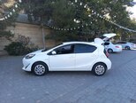 Toyota Aqua-9