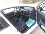 Toyota Aqua-13