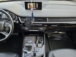 Audi Q7-15