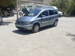 Opel Zafira-4