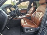 BMW X7-15
