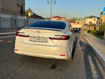 Toyota Camry-14