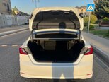 Toyota Camry-15