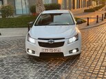 Chevrolet Cruze-13