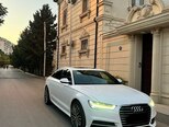 Audi A6-4
